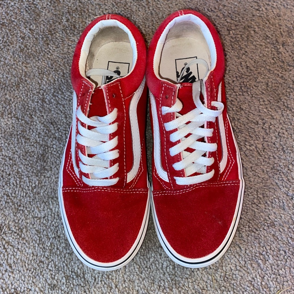 Red Low Top Vans, Women’s 7.5 Men’s 6